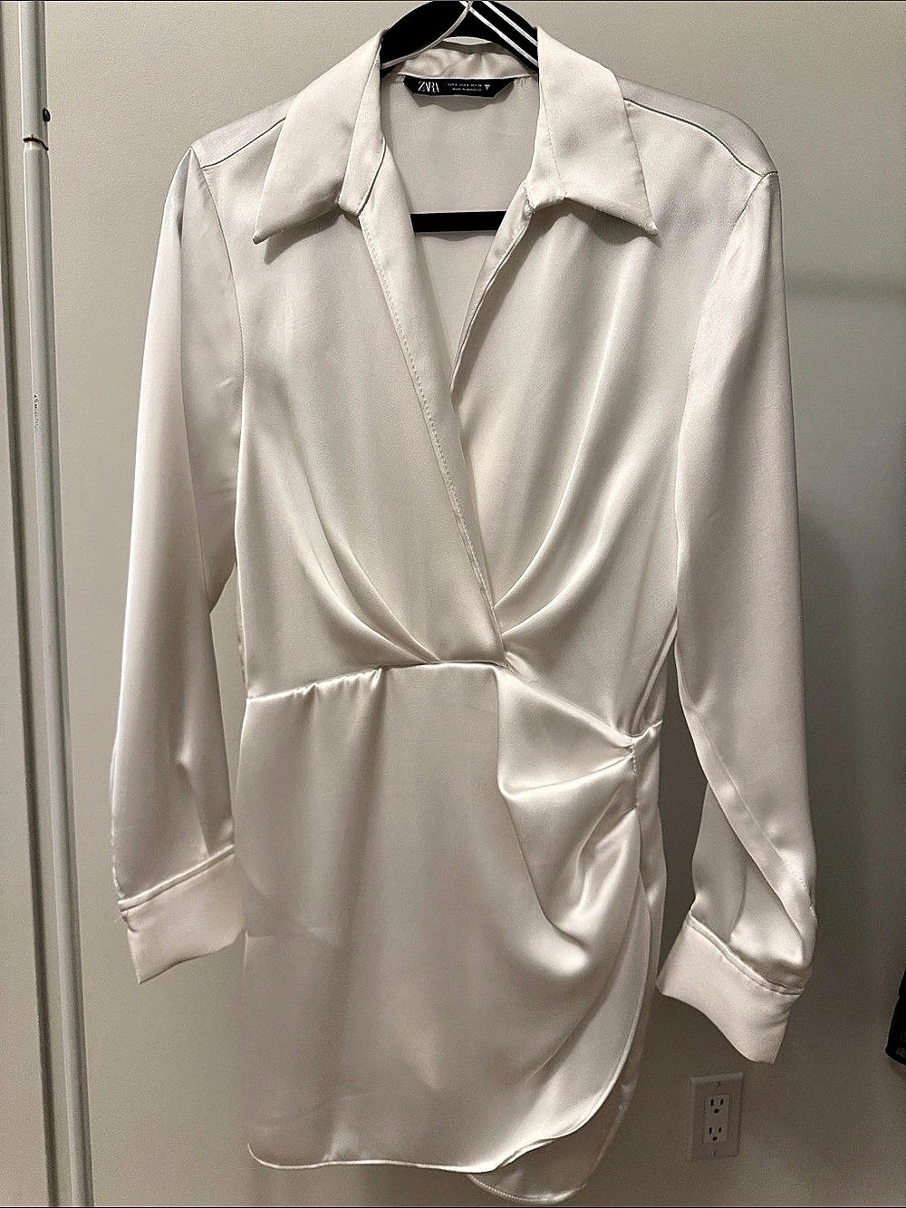 Zara White Long Sleeve Ruched Satin Shirt Dress